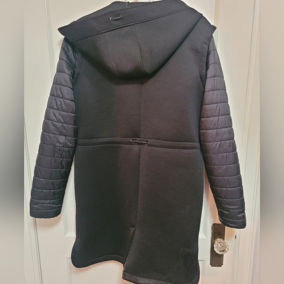 Black Mondetta Coat,Size Medium - Picture 3 of 3